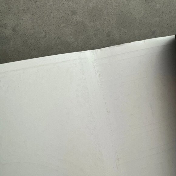 Iron Flame Lilac Library RARE Special HC Rebecca Yarros Fourth Wing Sprayed - Picture 7 of 7